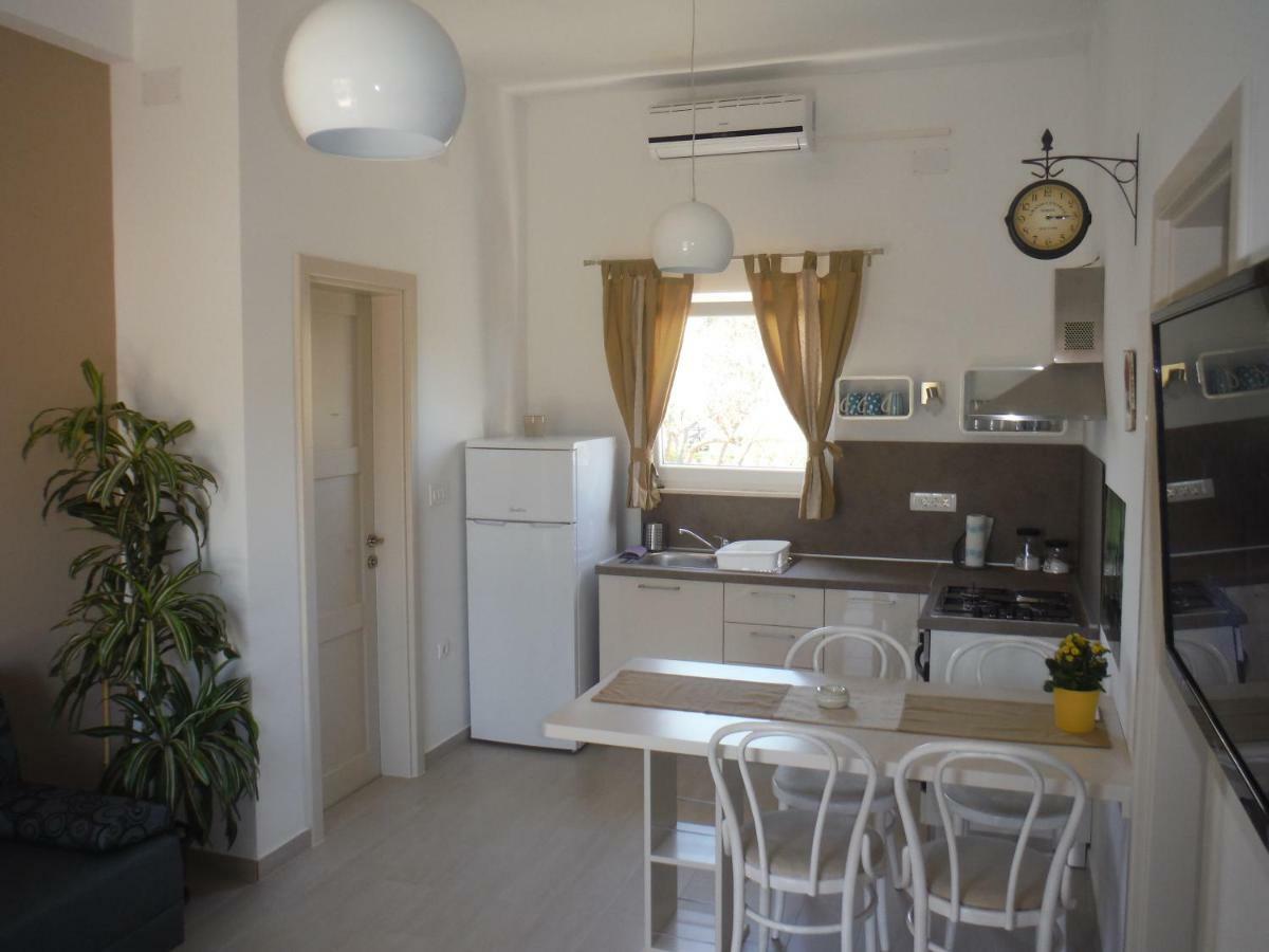 Apartment Maslina Біоград-на-Мору Екстер'єр фото